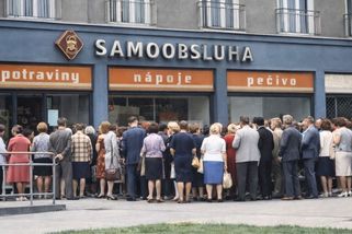 KVÍZ: Kolik za socialismu stálo máslo, cukr nebo návštěva holiče? 100% úspěšnost mají jen opravdoví pamětníci